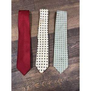Geoffrey Beene, Wembley Tie Lot Of 3 red, pattern